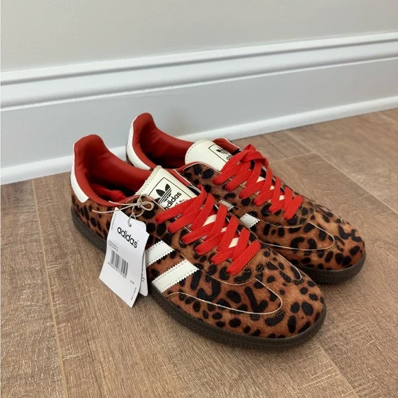 adidas Gazelle Leopard Print Sneakers with White Stripes and Brown Sole - Picture 4 of 8